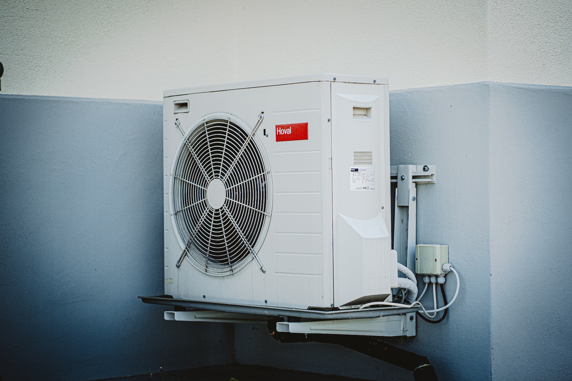 When Is the Best Time to Hire AC Repair Services?